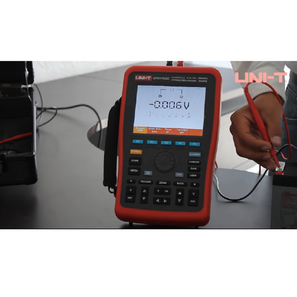 UNI-T - UTD1202C Handheld Digital Osclloscopes